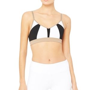 Over 50% OFF ORIGINAL $ ALO Yoga Trace 2 Bra